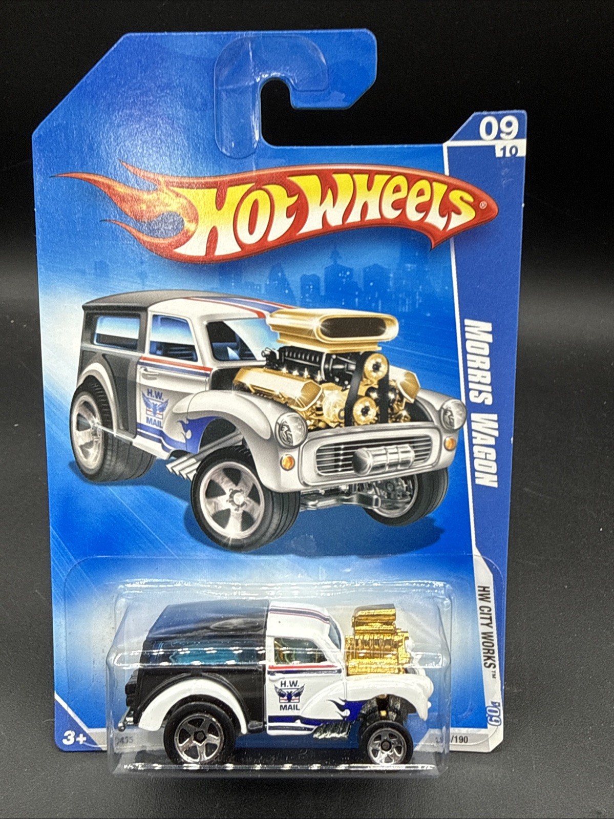 2009 Hot Wheels WHITE MORRIS WAGON HW City Works 115/190