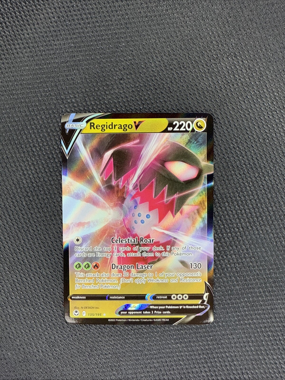 Pokemon REGIDRAGO V 135/195 - Silver Tempest - ULTRA RARE HOLO - MINT