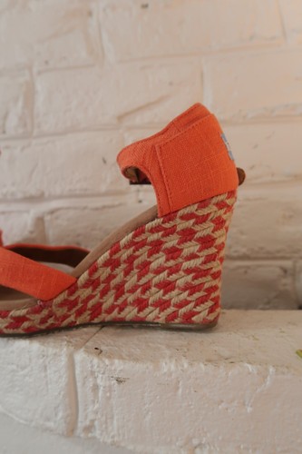 Tom's Sienna Wedge Espadrille Ankle Strap Womens Orange Boho Festival Size 9 - Picture 4 of 14