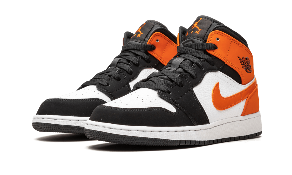 nike shattered backboard