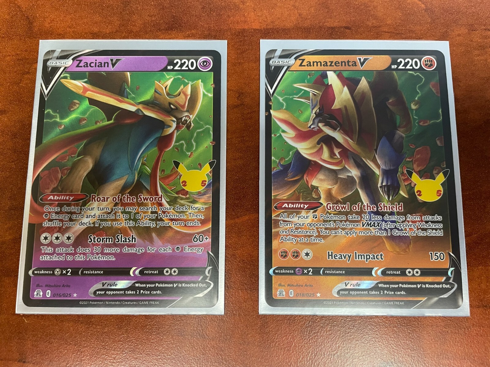Zacian V and Zamazenta V Pokémon TCG Celebrations - 16/25 & 18/25 - NM