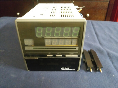 SDC40 digital indicator Yamatake corporation Japan Made in Japan