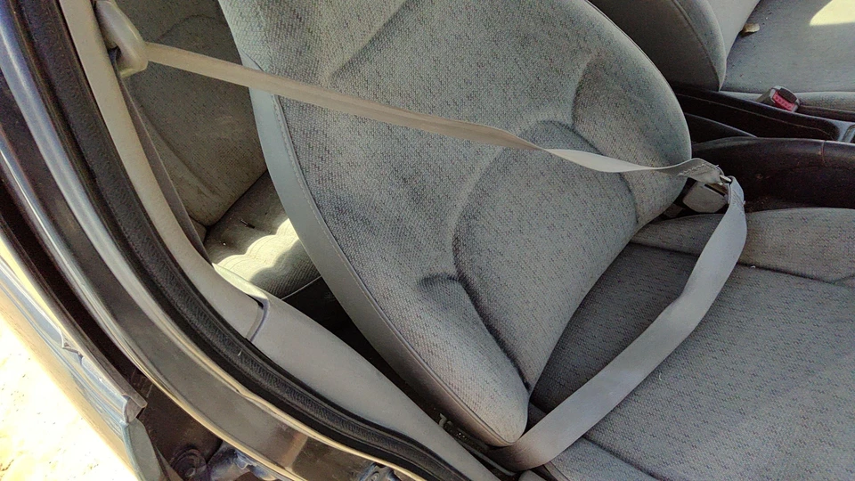 1997 Saturn Sl1 Passenger Right Front Seat Belt Retractor Oem Shoulder Gray - Image 4 of 4