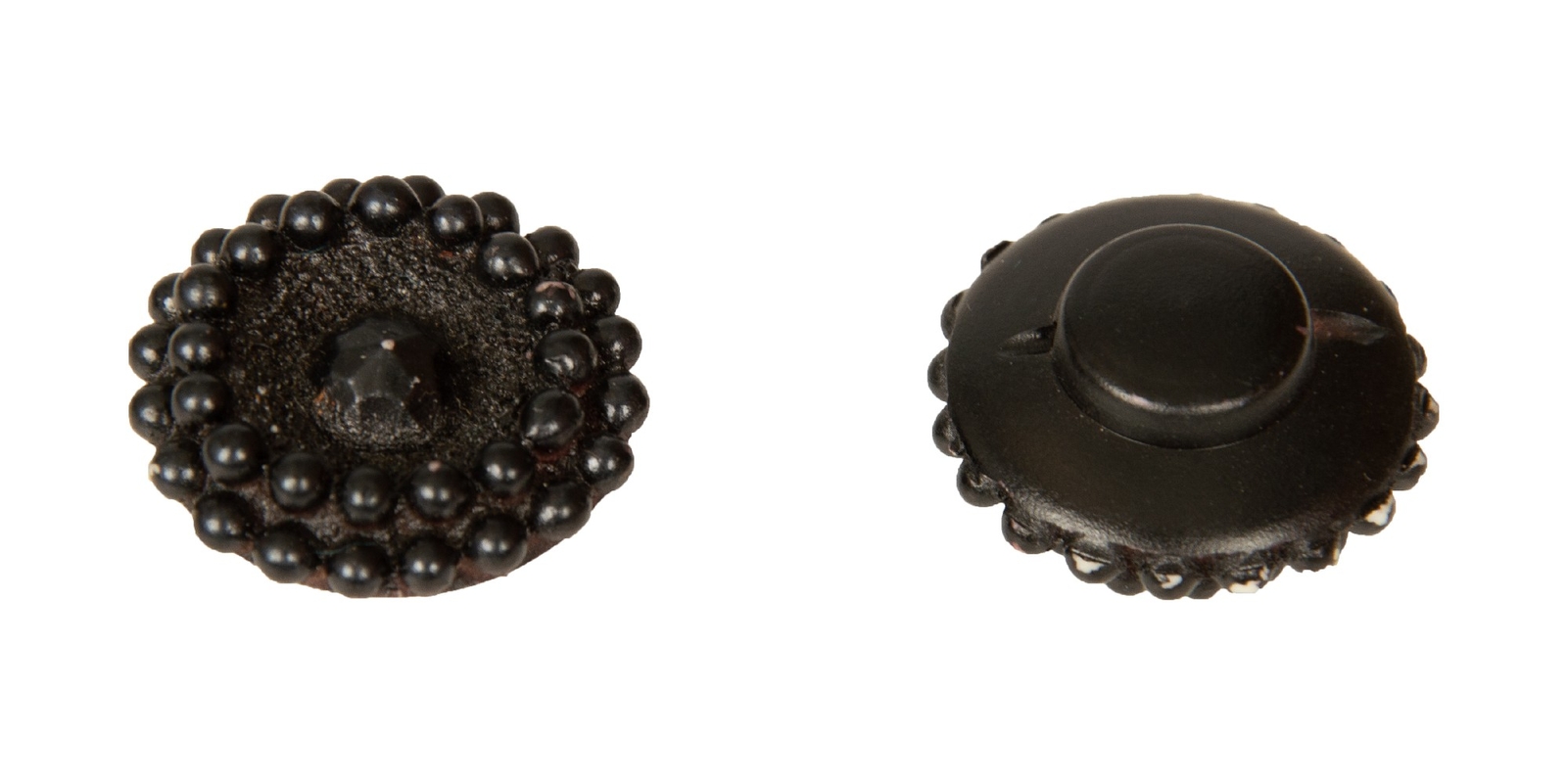 Набор из 4-х рунденов для создания художественных изделий размером 27 x 27 x 11 мм Артикул