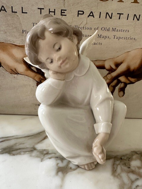 VINTAGE LLADRO ANGEL DREAMING, GLOSSY  6.5", perfect