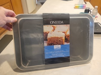 Oneida 9''x13'' Nonstick  Bake Baking Pan with Cover NEW with LID