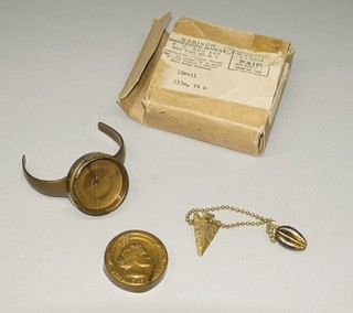 ORIGINAL CIRCA 1950 NABISCO CEREAL STRAIGHT ARROW PREMIUM BRACELET WITH BOX