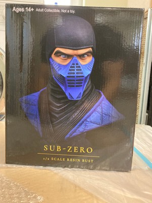 Mortal Kombat 11 Legends  25 cm Sub Zero Neu & OVP