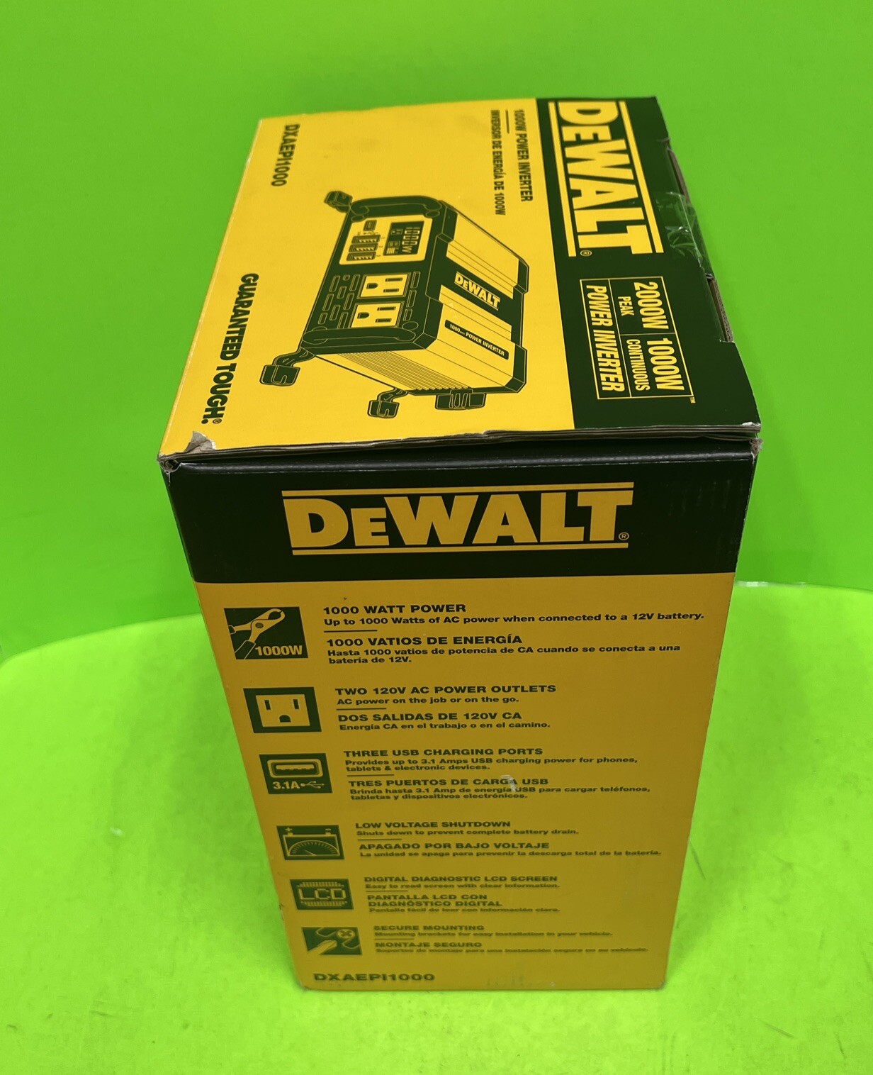 DeWALT DXAEPI1000 1000W 3.1Amp USB Port Car Converter with LCD Display for sale online eBay