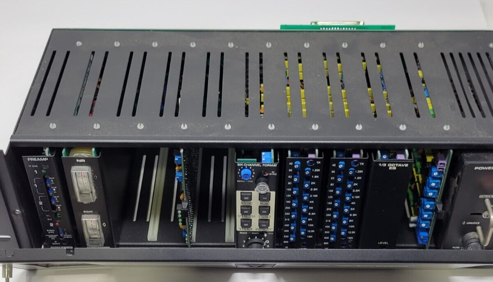 ULTRA STEREO LABS 35mm Sound Processors JS 105-195 Junior Processor + CARDS EUR 295,00 - ES ULTRA STEREO LABS 35mm Sound Processors JS 105-195 Junior Processor + CARDS EUR 295,00 - ES