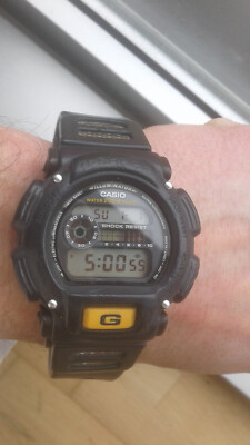 CASIO G-SHOCK DW-5000SS 限定モデル中古 G-SHOCK あすつく カシオ CASIO DW-5000SS-1JR グラフィティ