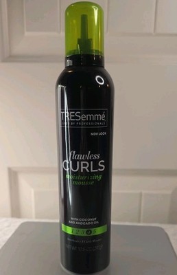 TRESemme Flawless Curls Mousse - 10.5 oz (297 g) (A-19)