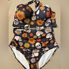 Halloween Fall Floral Skull Print Bikini Set large top / medium bottom NWOT