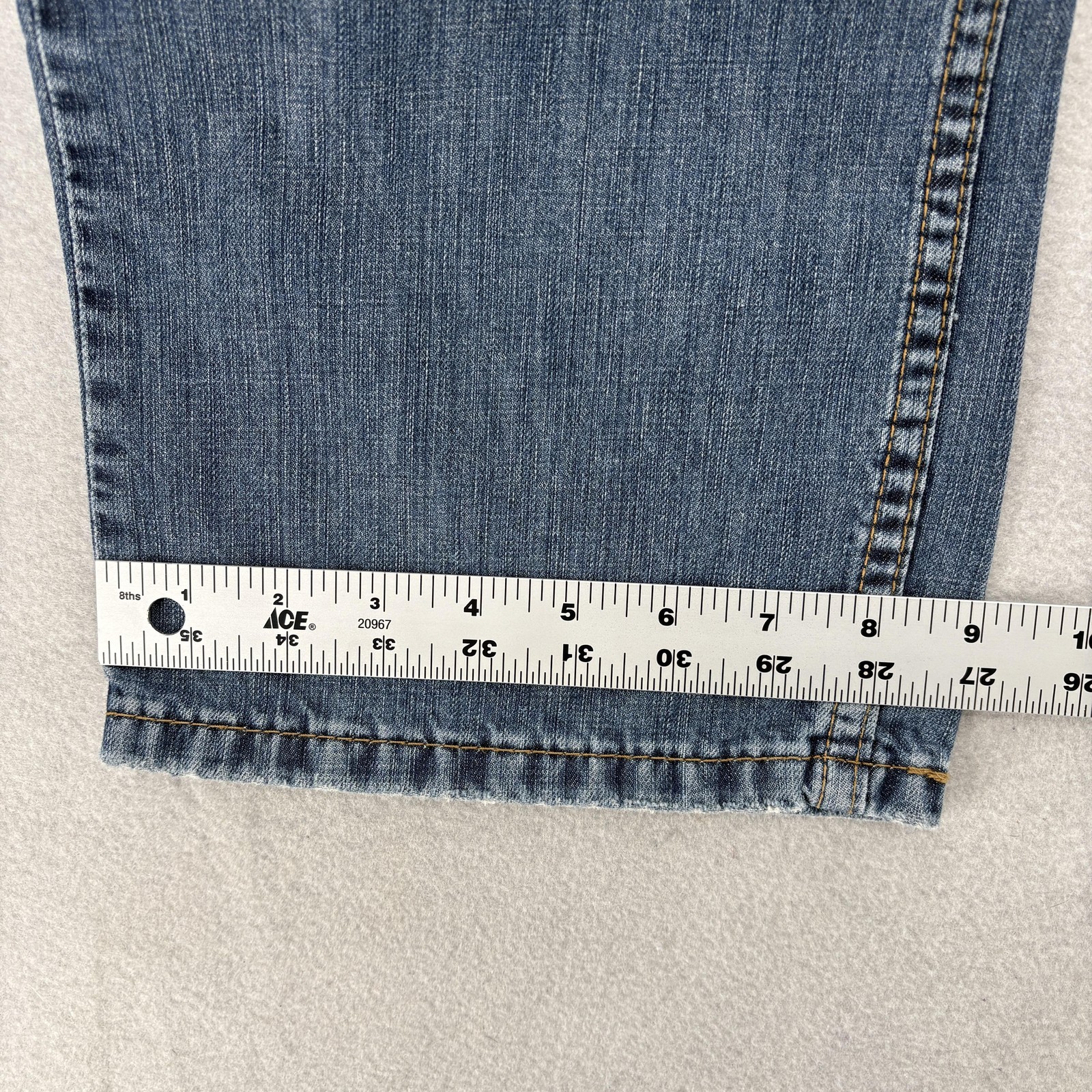 Levis 505 Jeans Mens 33x32 Blue Medium Wash Straight Leg Denim Casual 5-Pocket thumbnail 9