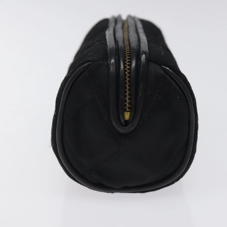 Bolsa CHANEL Matelasse Franja Cetim Preto Dourado CC Autêntica 123782 - Imagem 4 de 4