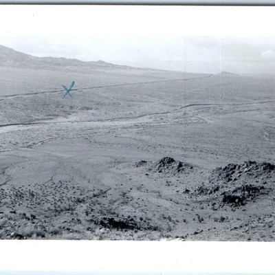 c1950s Arizona Desert Hill Valley Railway Track Mountain View Snapshot Photo AZ