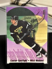 1994-95 Flair Center Spotlight Mike Modano #9 Dallas Stars
