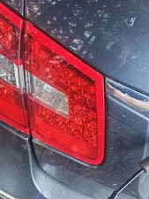 MERCEDES E-CLASS TAIL LIGHT INNER REAR RIGHT SIDE W212 2009