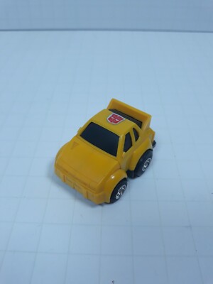 Transformers G1 Vintage Yellow Cliffjumper Complete Takara Cirlcle Trademark TM