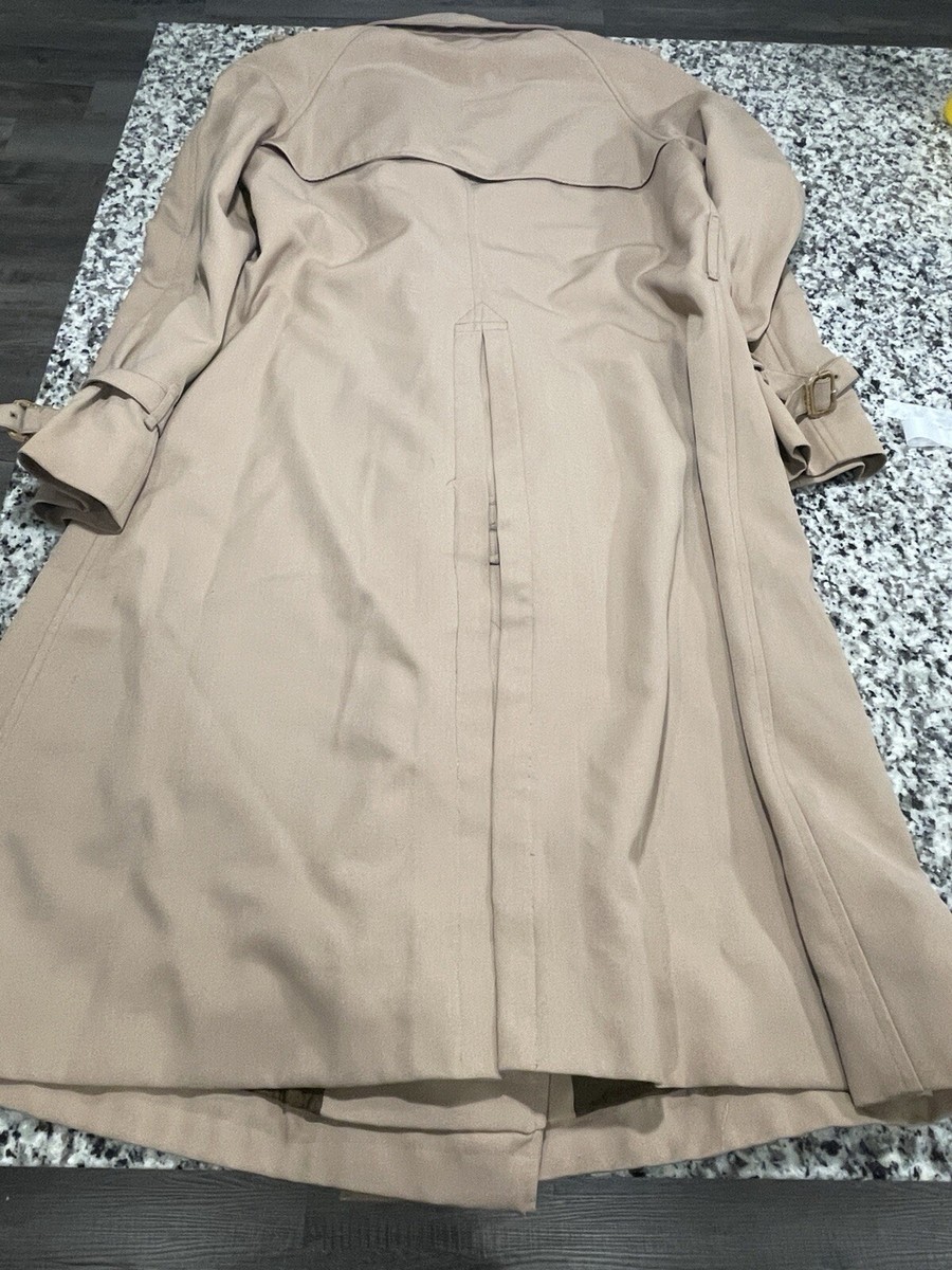 Vintage Burberry's Solgardine Trenchcoat Light Brown No Belt Vintage Burberry's Solgardine Trenchcoat Light Brown No Belt