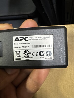 APC KVM 2G Server Module ps/2 with virtual media