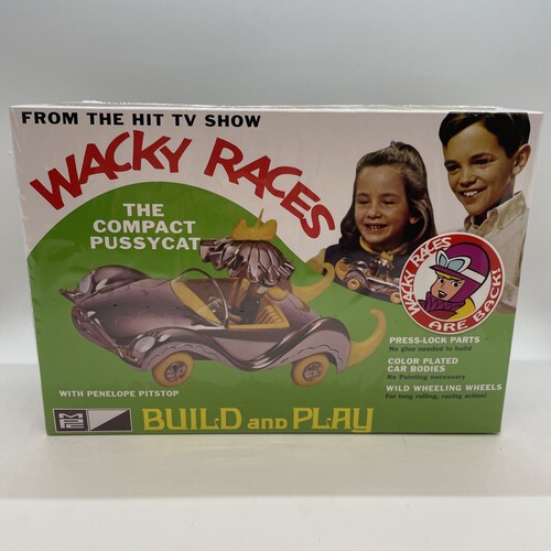 1:25 Wacky Races: Compact Pussycat Figure Snap MPC Model Kit Penelope Pitstop