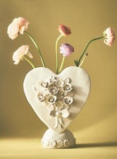 NEW ANTHROPOLOGIE FRANCESCA KAYE HEART LOVE VASE DECOR OBJECT FLOWER BOW ATELIER