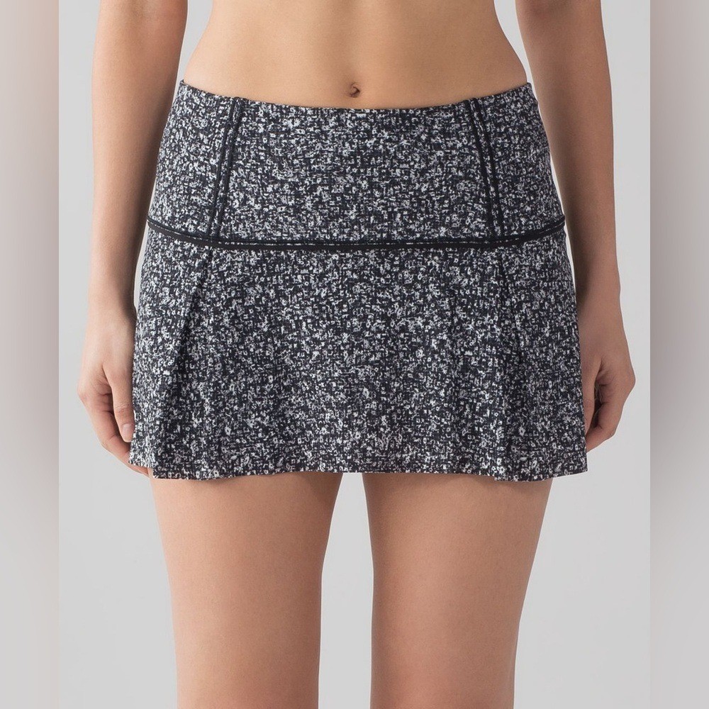 Lululemon Lost In Pace Patterned Skort - image 2