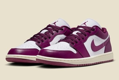 Jordan 1 Lows women s brand new ds white Bordeaux 5.5 