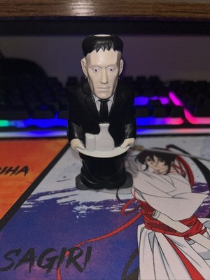 Adams Family 1991 Plastic Lurch Flashlight Toy Figure-Not Lighting