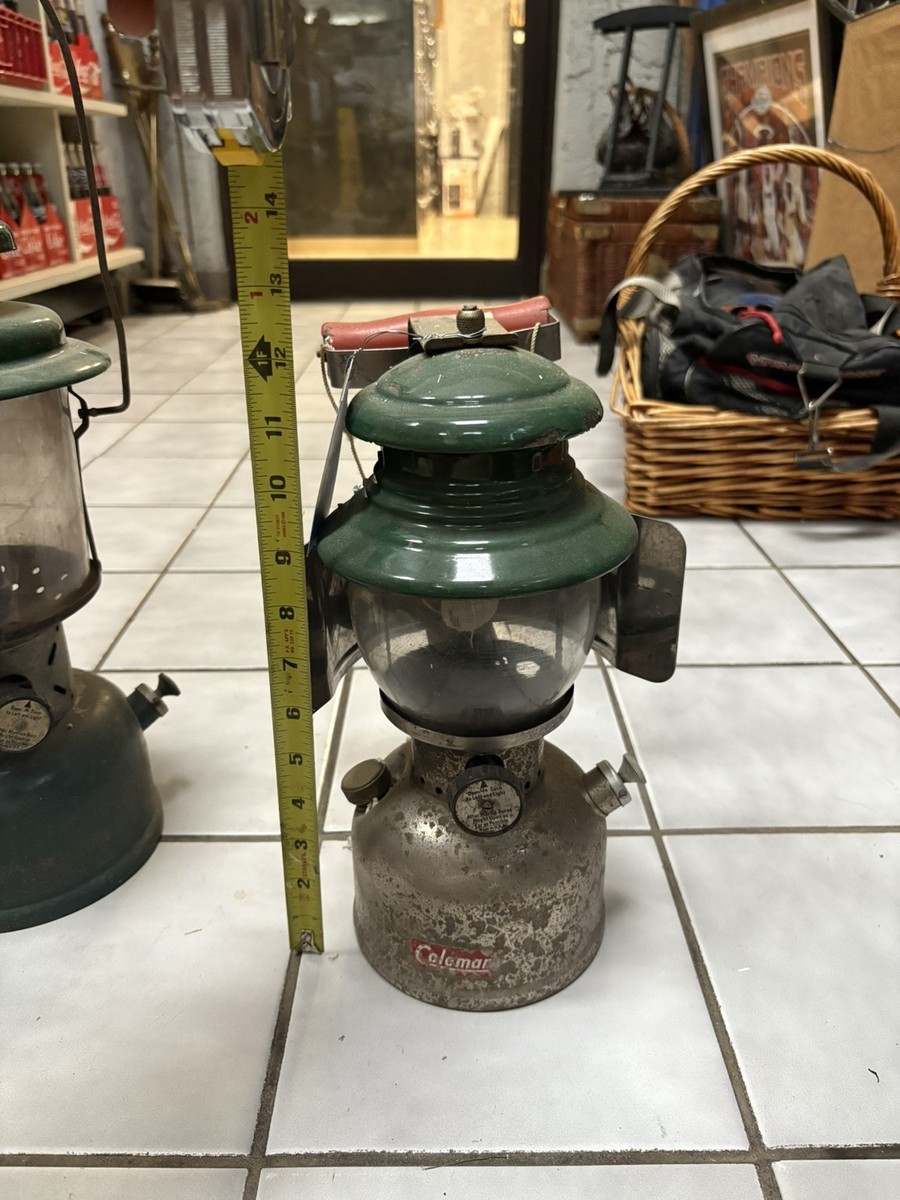Coleman Model 202 Professional Lantern Early USA Production (1954