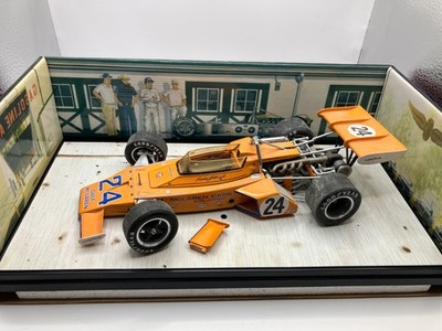 Carousel 4822 1:18 McLaren M16B Indi 500 Gordon Johncock beschädigt OVP #K251