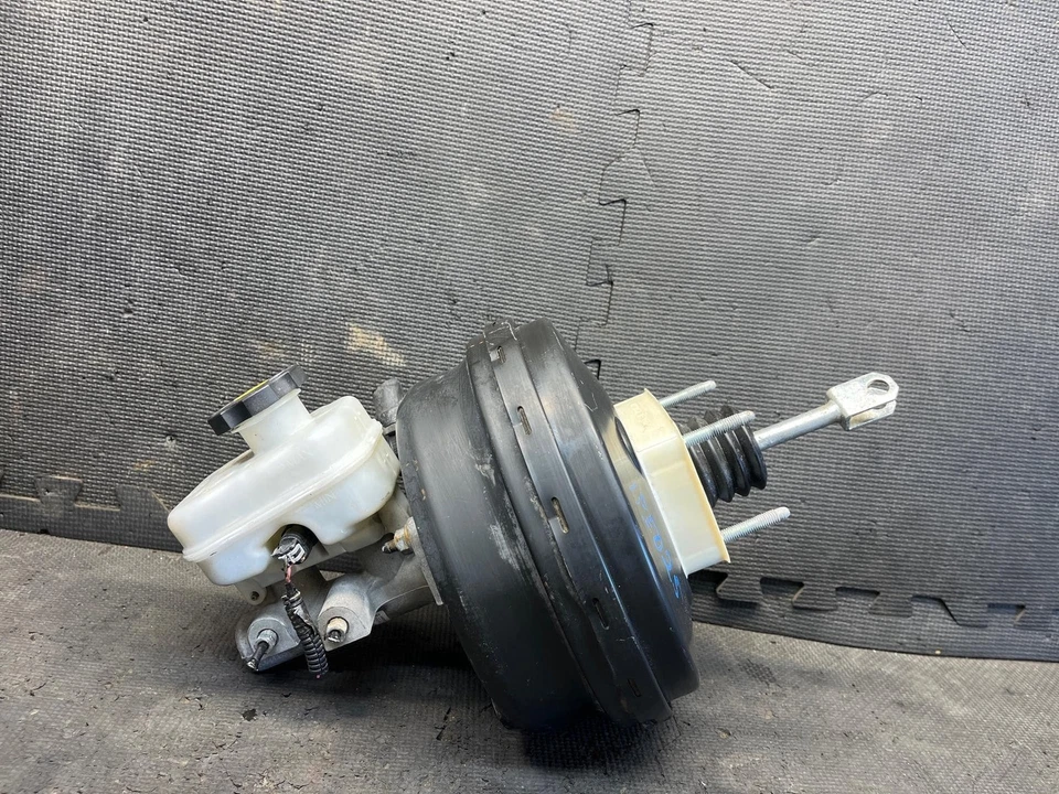 2005 Chevrolet Colorado 2.8L Power Brake Booster 04 05 06 07 08 OEM - Изображение 2 из 4