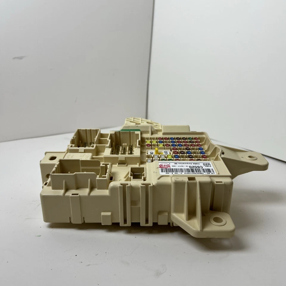 KIA SORENTO 2016 interior cabina caja de fusibles relé bloque de conexiones 91950-C6520 OEM Foto 4 de 4