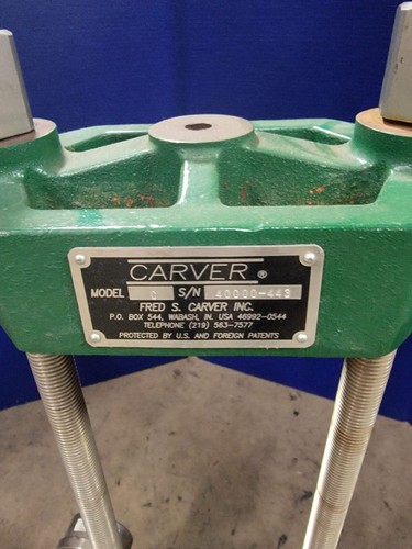 Carver 12 Ton Bench Top Hydraulic Press - Model: C w/ 3912 Laboratory Equipment - Picture 12 of 12