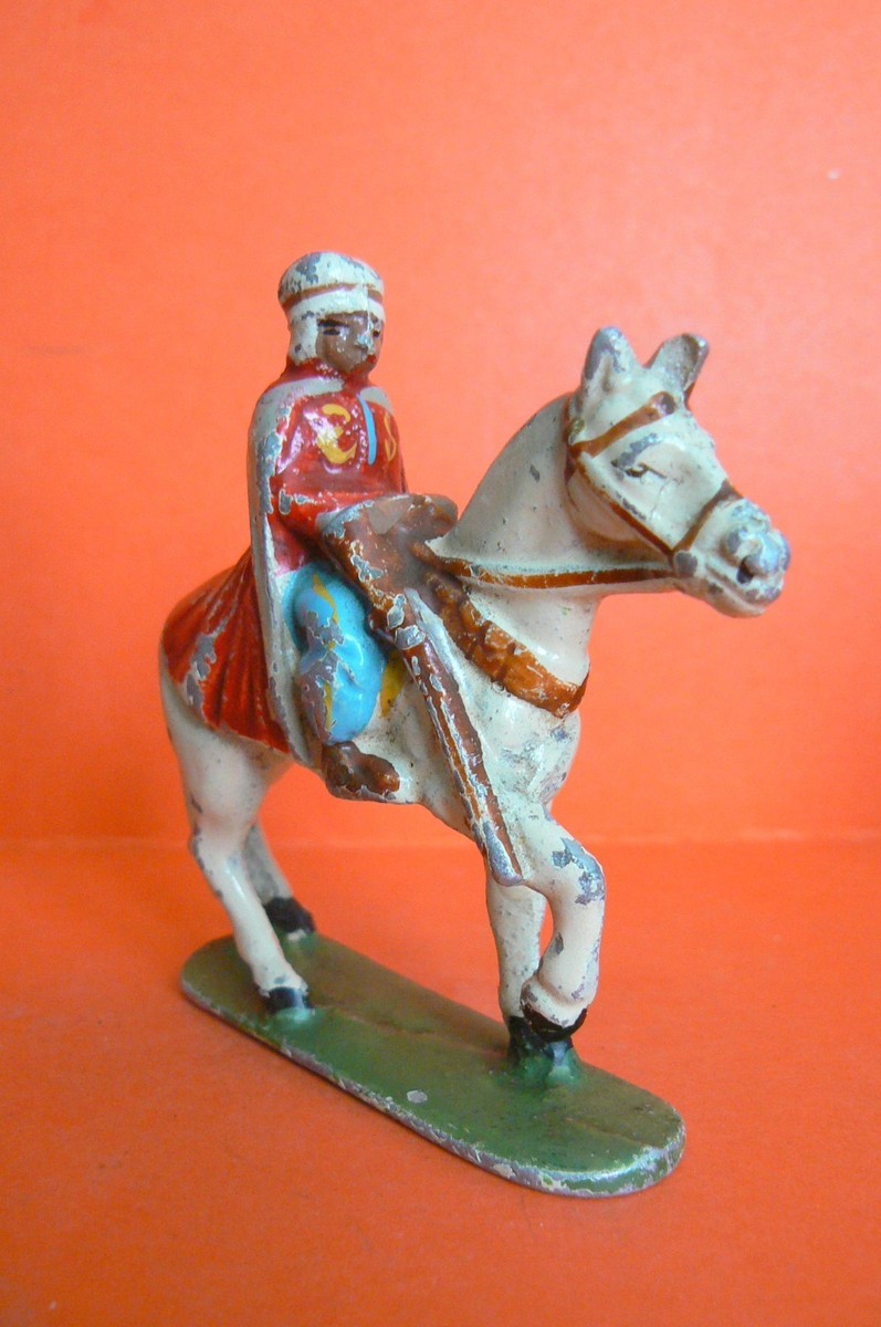Figurine Quiralu – Spahi De L'Armée Coloniale, Cavalier Au Défilé, échelle 1:32