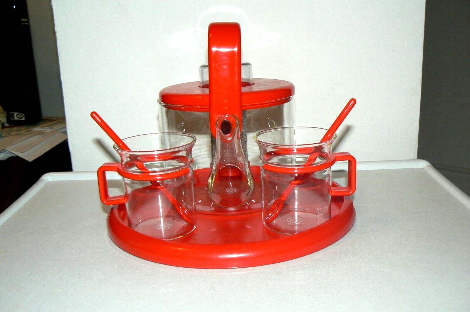 Bodum Red Le Pot Tea Infuser Teapot Set with 2 x Cups, 2 x Spoons & Tray