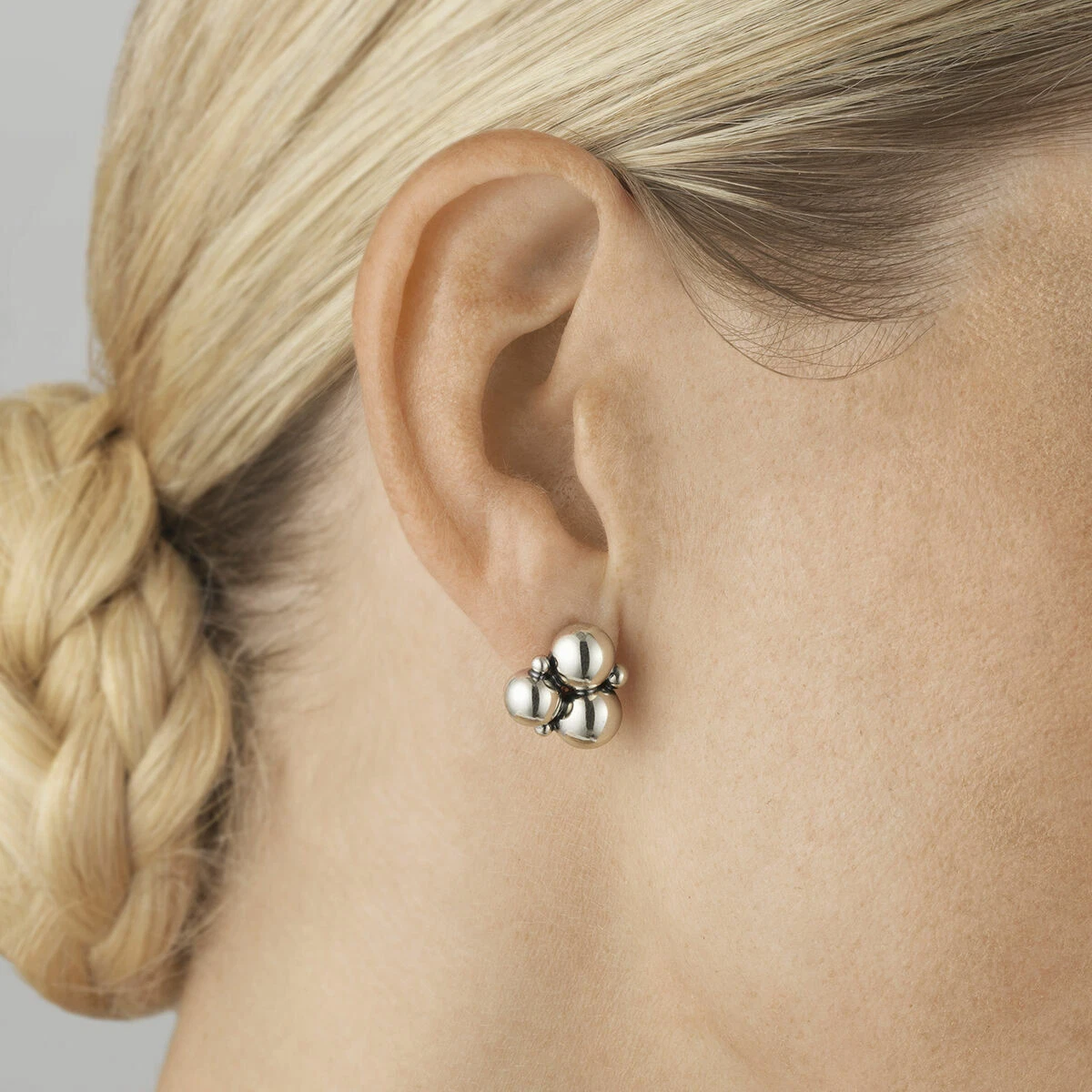 Georg jensen clearance moonlight grapes earrings