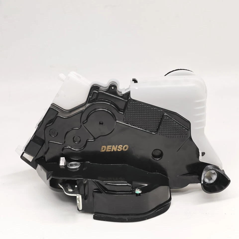 69040-47060 Denso Door Latch Assembly fits Toyota Tacoma 69040-04030 69040-47060 Foto 3 de 4