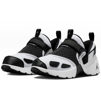 NIKE Jordan Trunner LX HQ2164-100