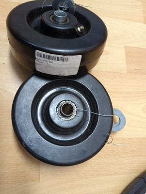 John Deere Tastrad 60+72 Zoll Mähwerk 2 Stück 855 3720 2320 4200