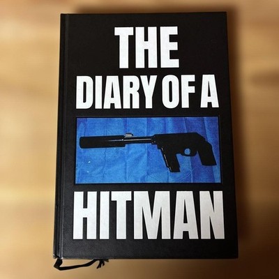アート・デザイン・音楽 THE DIARY OF A HITMAN BY MAHMOOD FAZAL THE DIARY OF A HITMAN BY MAHMOOD FAZAL Photo Book First Edition