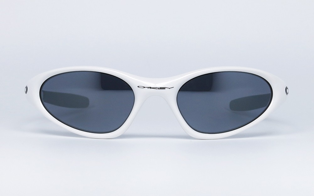 archive Y2K OAKLEY EYE JACKET サングラス ホワイト VINTAGE SUNGLASSES OAKLEY MINUTE PEARL WHITE IRIDIUM MADE IN USA