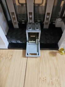 LEGO&reg; World City 7035 Police HQ 99% Complete PLEASE READ!