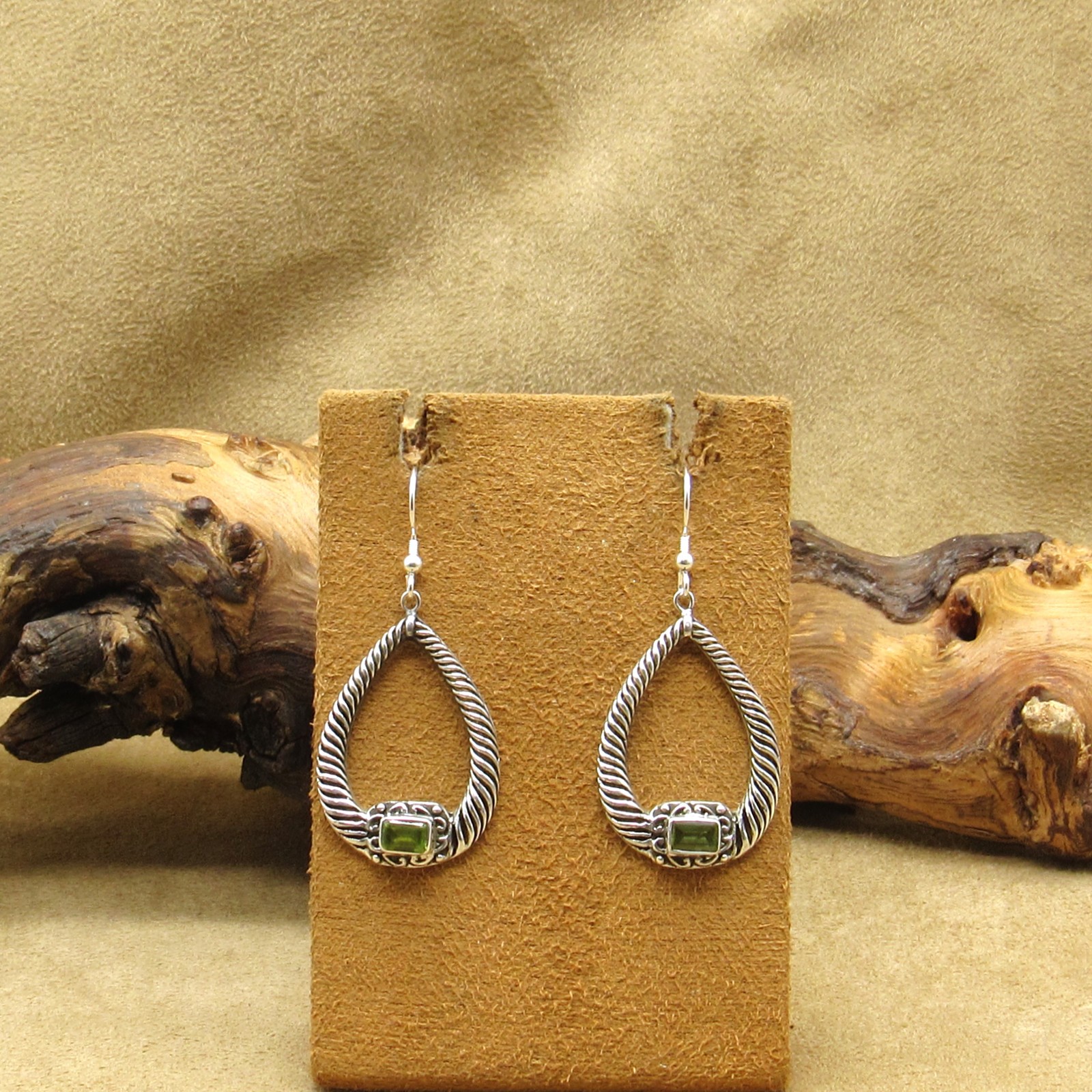 Sterling Silver Teardrop with Rectangle Peridot D… - image 1