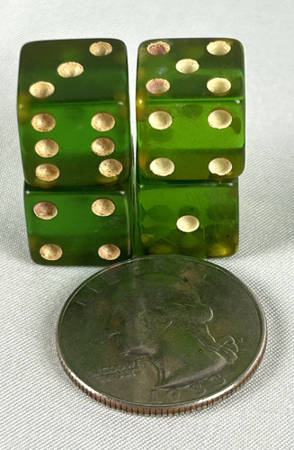 Vintage Green Translucent Bakelite Lot Of 4 Dice 1/2" Semichrome Tested