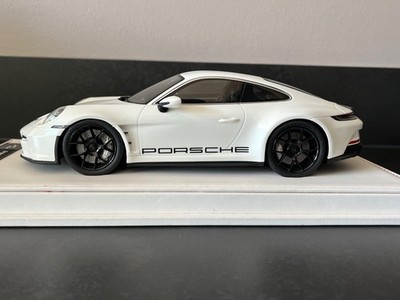 IVY Models 1:18 Porsche 911 S/T (992) white with black wheels