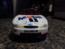 1998 FORD TAURUS # 12 MOBIL 1 JEREMY MAYFIELD 1/24 POCONO 500 ACTION USED