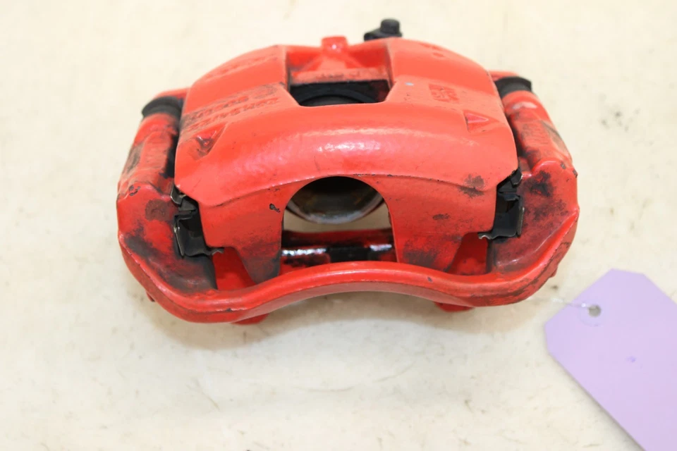 Pinza de freno delantera izquierda Fiat 500 Abarth 2012-2019 OEM LY35 Foto 2 de 4