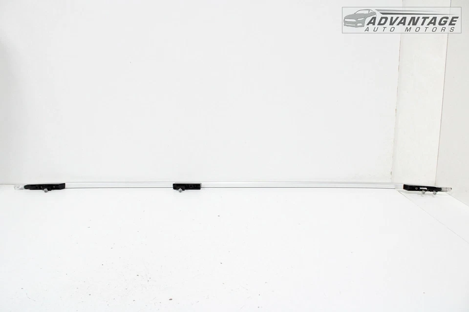 2013-2016 MERCEDES BENZ GL450 X166 CONJUNTO DE RACK DE TRILHO DE TETO PARA BAGAGEM LATERAL DIREITA FABRICANTE DE EQUIPAMENTO ORIGINAL - Imagem 3 de 4